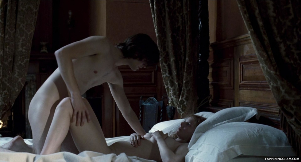 Evan Rachel Wood World of Wild West Tits