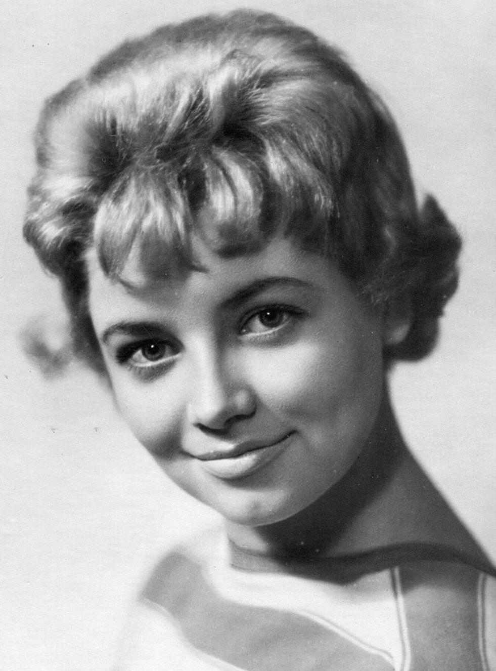 Natalia Kustyanskaya three plus 2