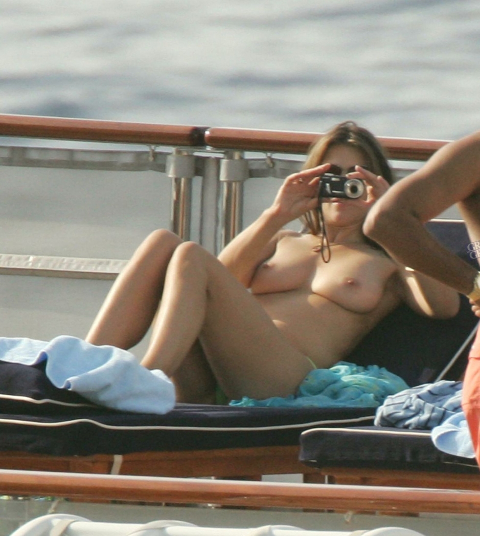 Elizabeth Hurley Naked in the film "Aria" (Aria, 1987, Robert Ollman)