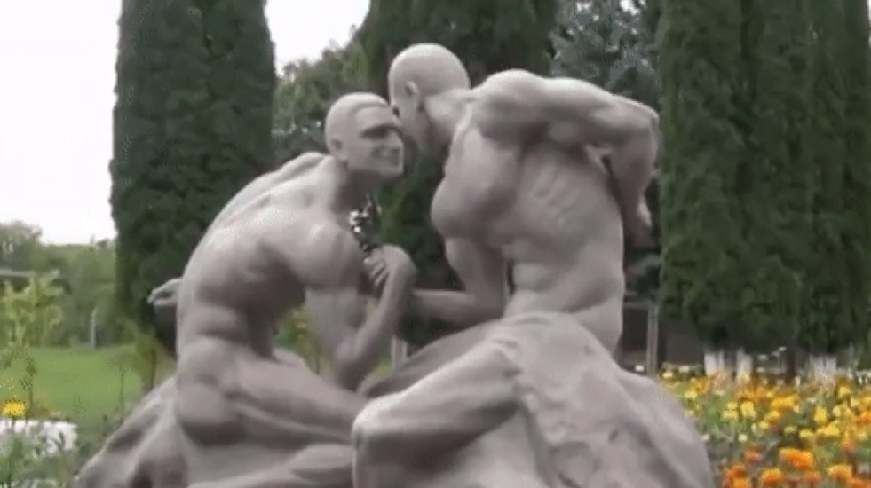 Klitschko fighting with healthy blacks