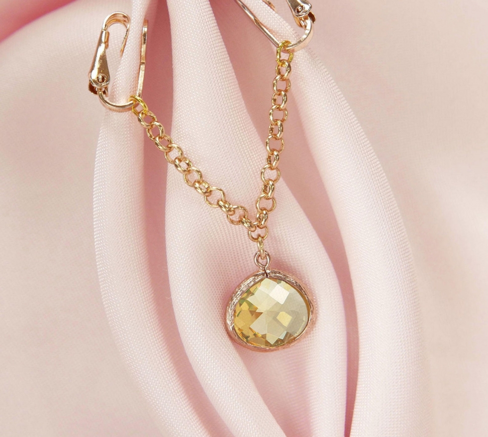 Cuckold with a little member