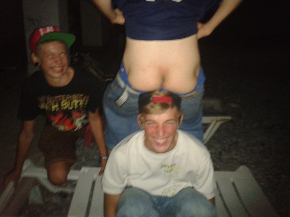 Naked morons from social networks