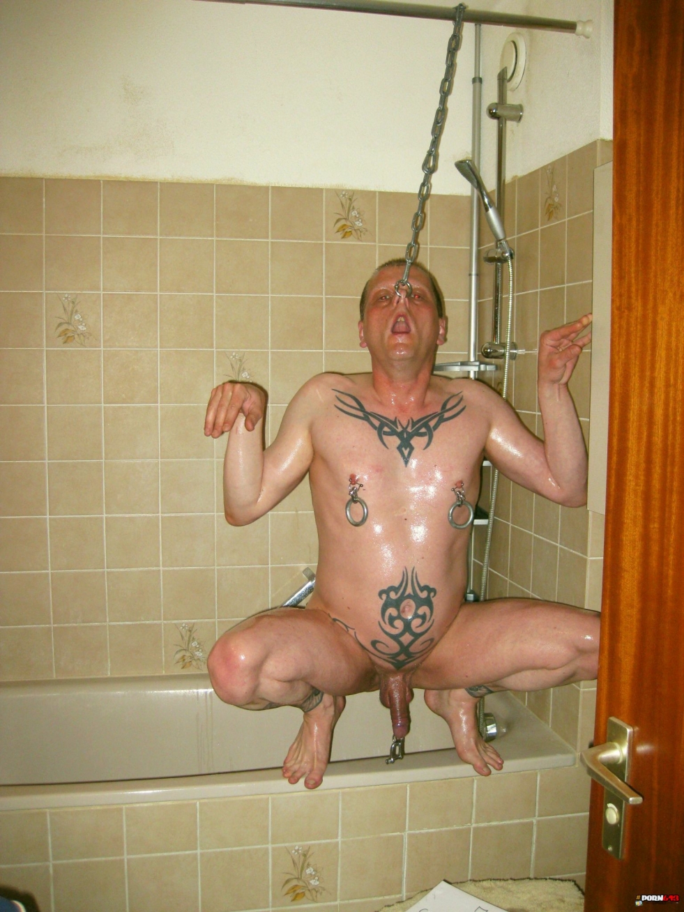 Frames from Nude Social Networks