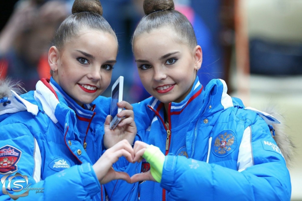 Sisters Averina Instagram