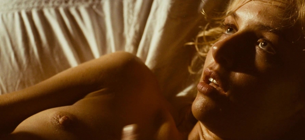 Magdalena Meltsage breasts