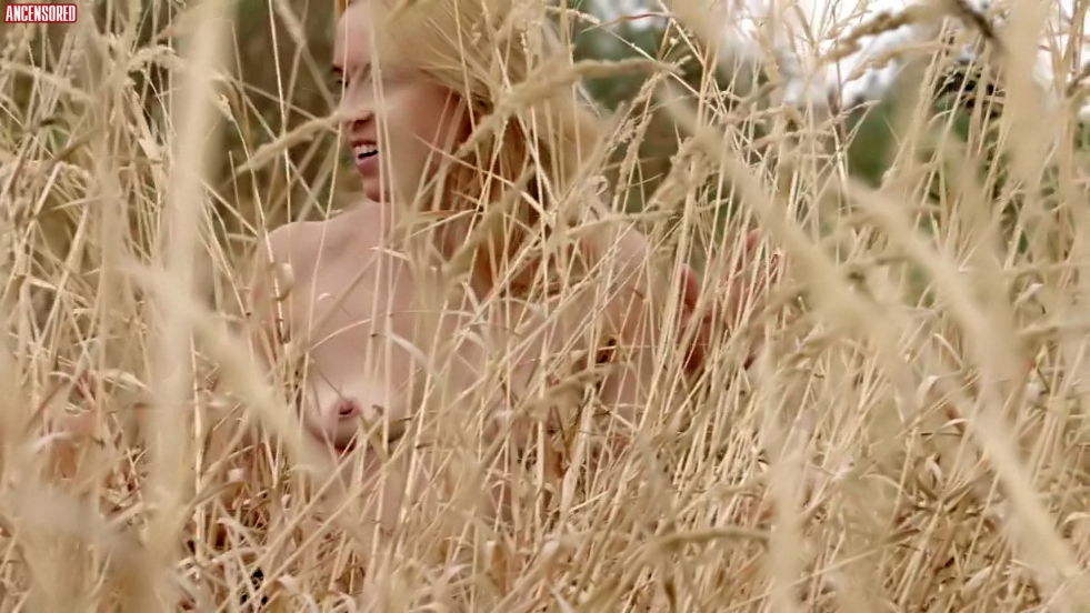 Magdalena Bocarsk Naked