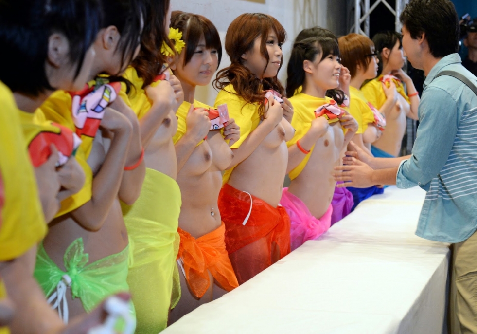 Erotic show of Japan