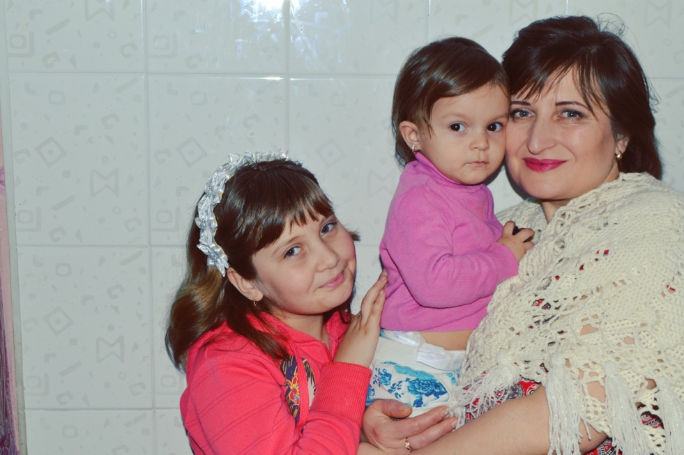 Attack and Aleman Salsa Dancing for Russian Songs