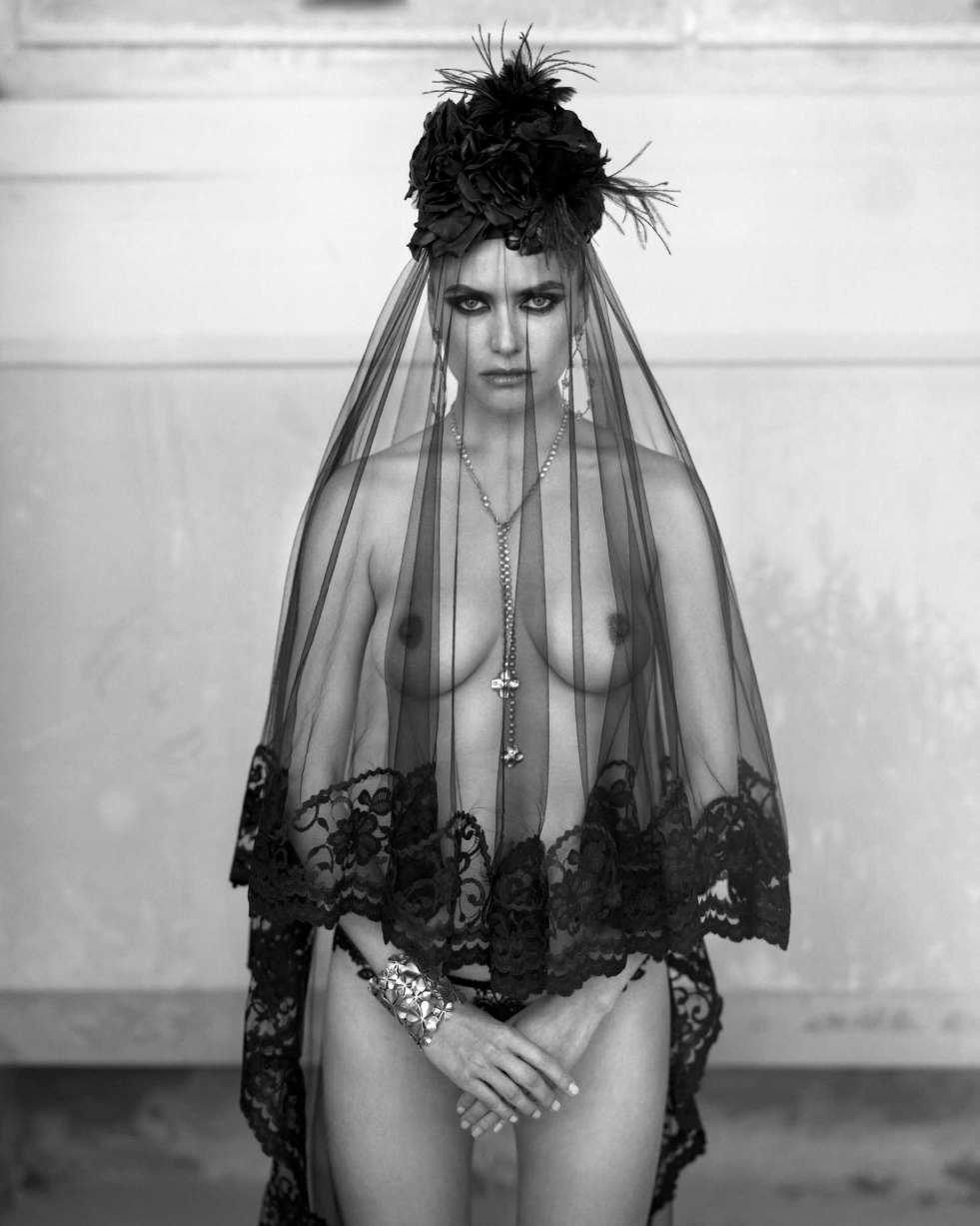 Woman under a voy of naked