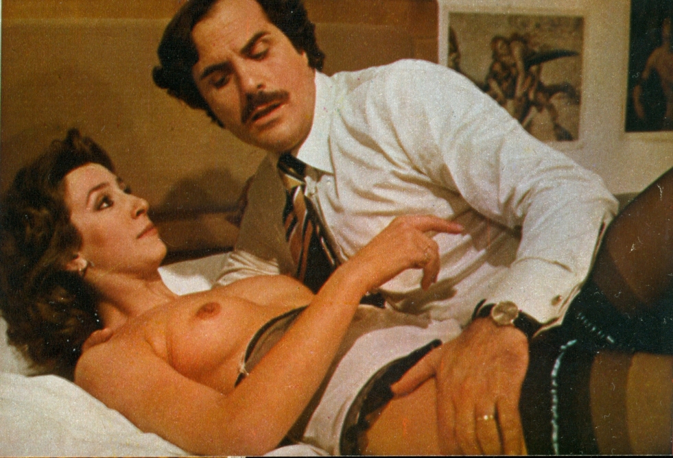 Paola Tedesko in stockings