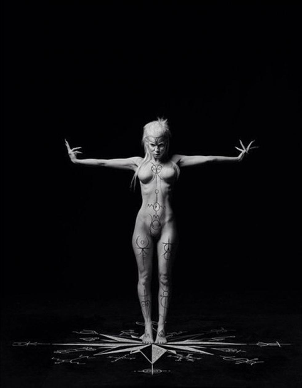 Yolandi Fieser Nakedka