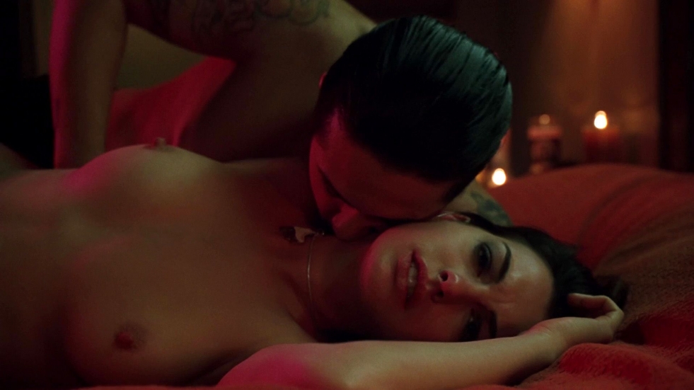 Ann Hathaway breasts in the film