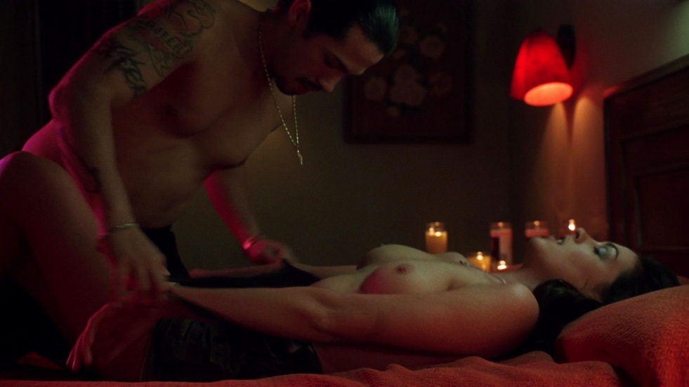 Hathaway Ann Pornstore