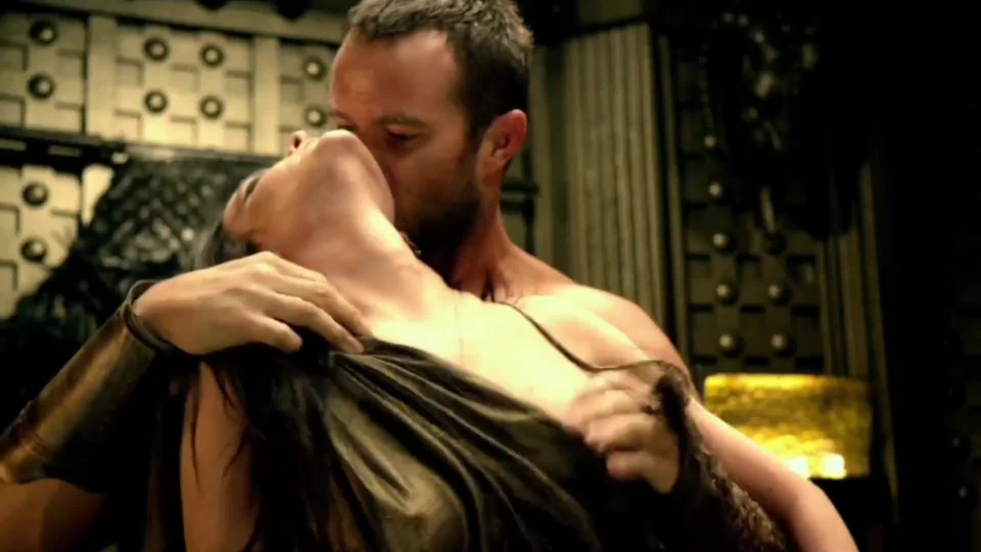 300 Spartans Flowering Empire EVA Green Scene