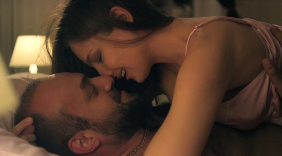 Maria Ivashchenko legs