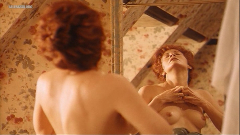 Naked singers in white stockings