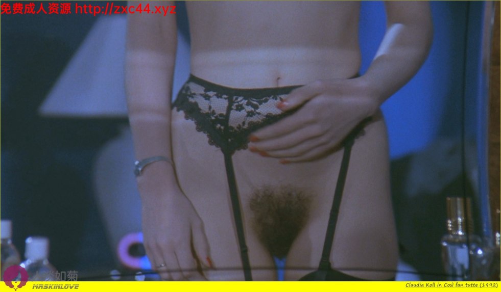 Claudia Call Naked (all ladies do it, 1992)