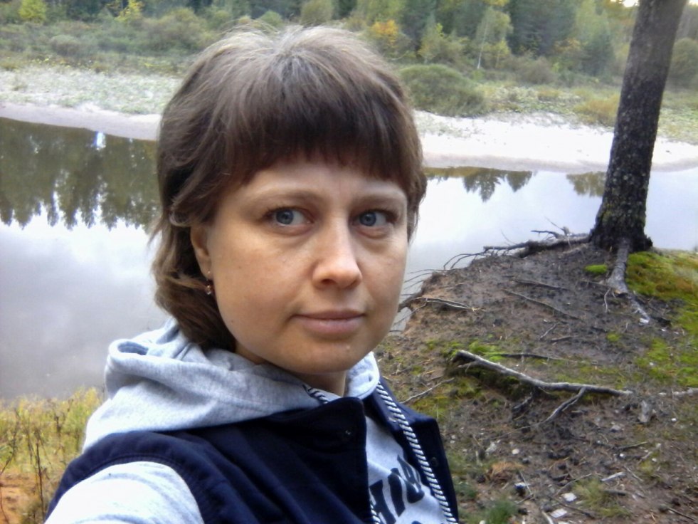 Lydia White Khutnica