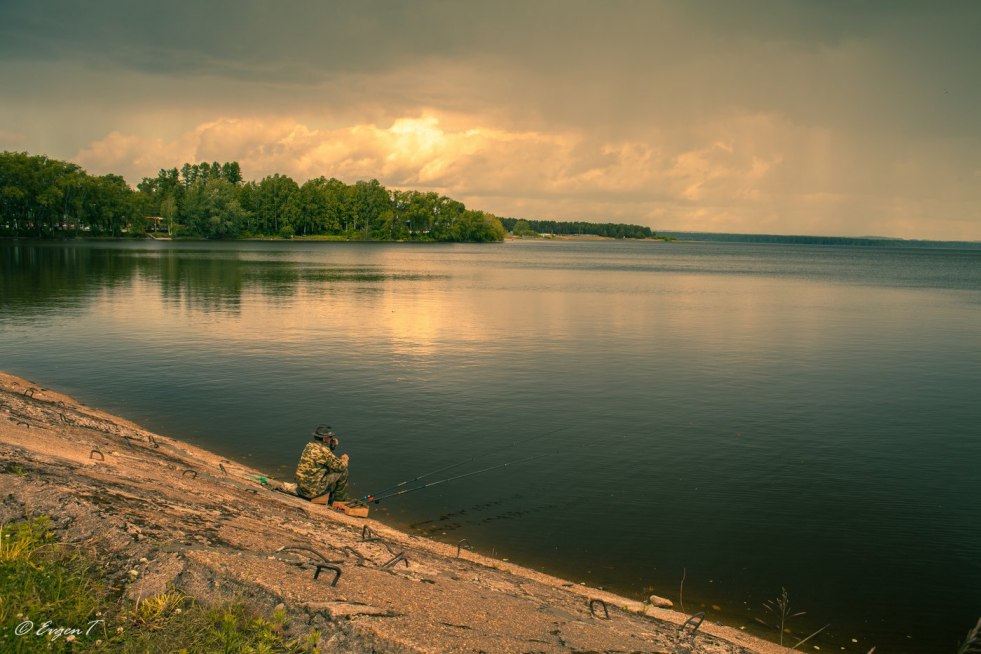 Private suction on the bed
