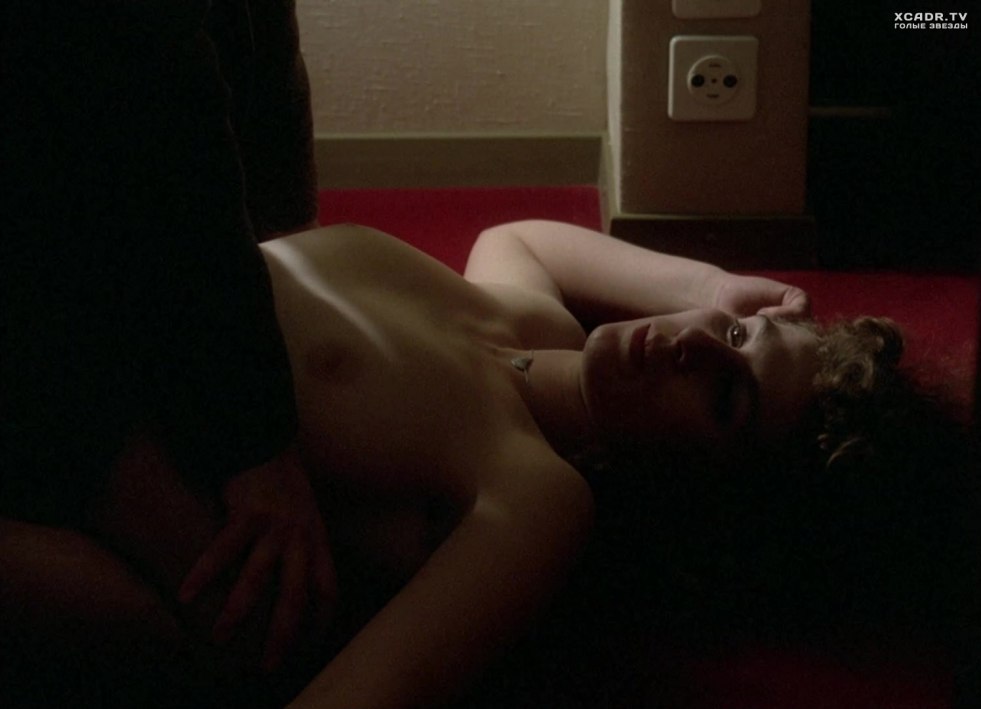 Isabelle Yupper erotic scenes