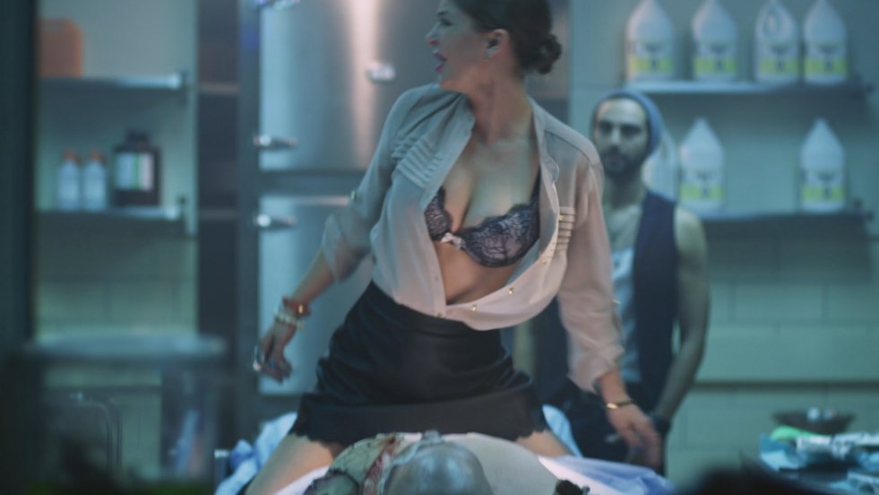 Katharine Isabelle frozen