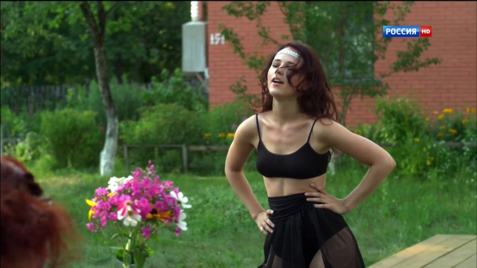 Naked celebrities give youth