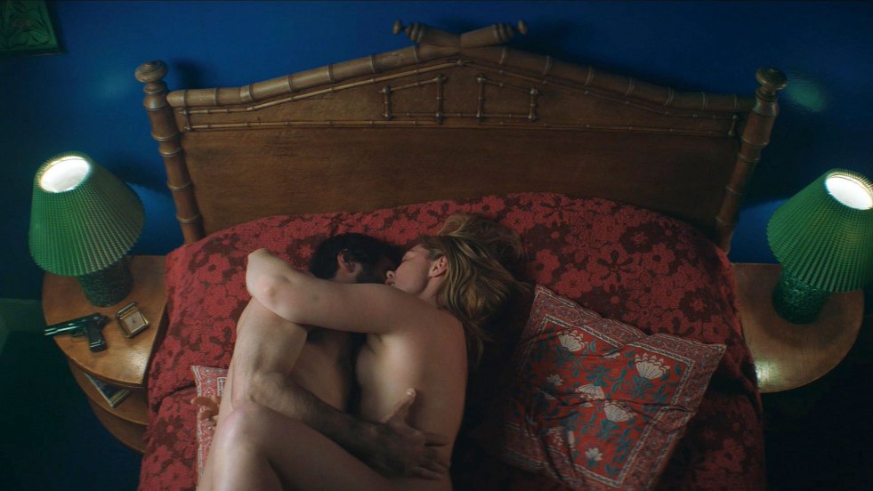 Florence drink hot naked