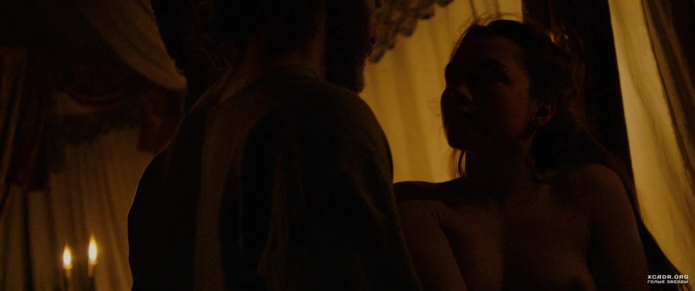 Florence Pugh Nude in the film