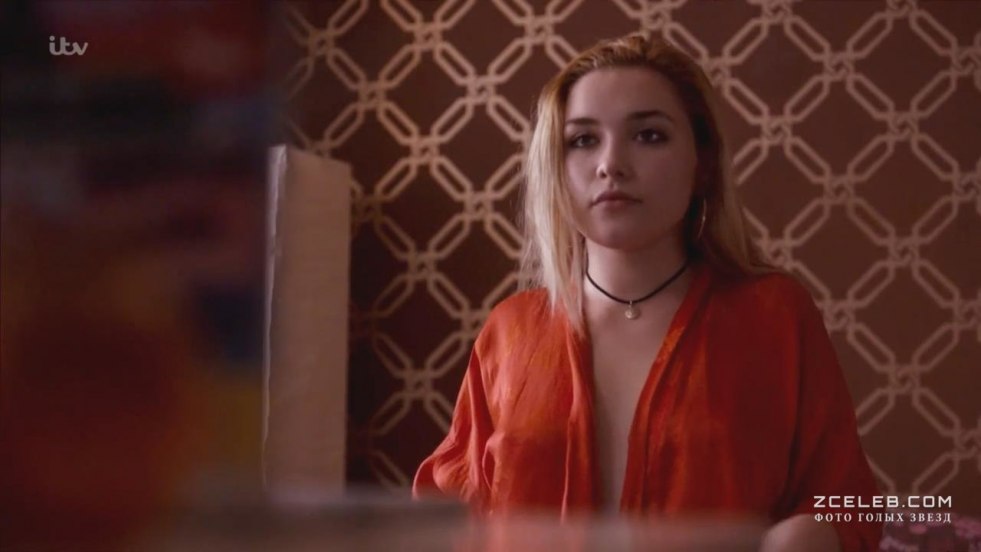 Florence Pugh Naked King Outside Law