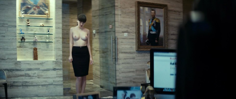 Julia Snigir Naked Chest