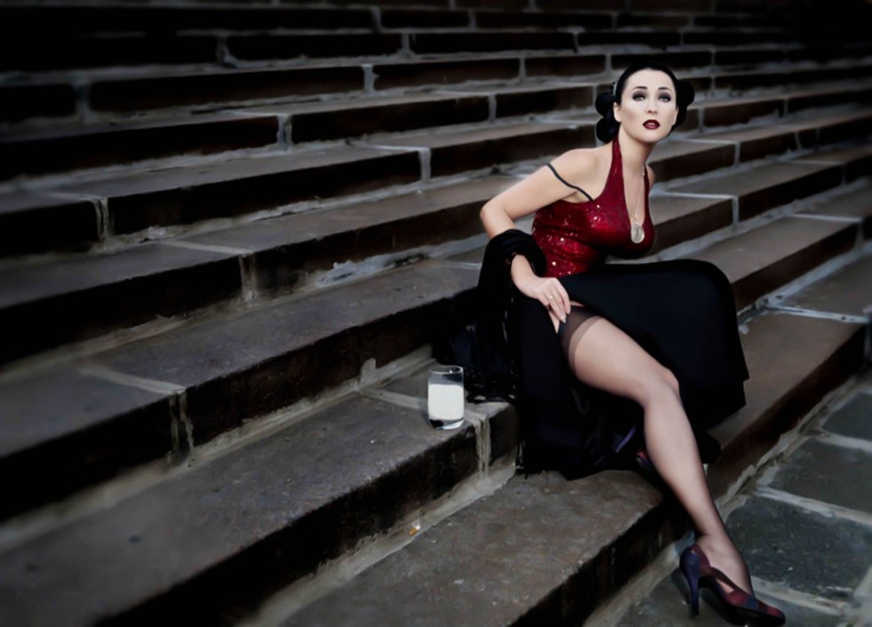 Lolita Milyavskaya photo session