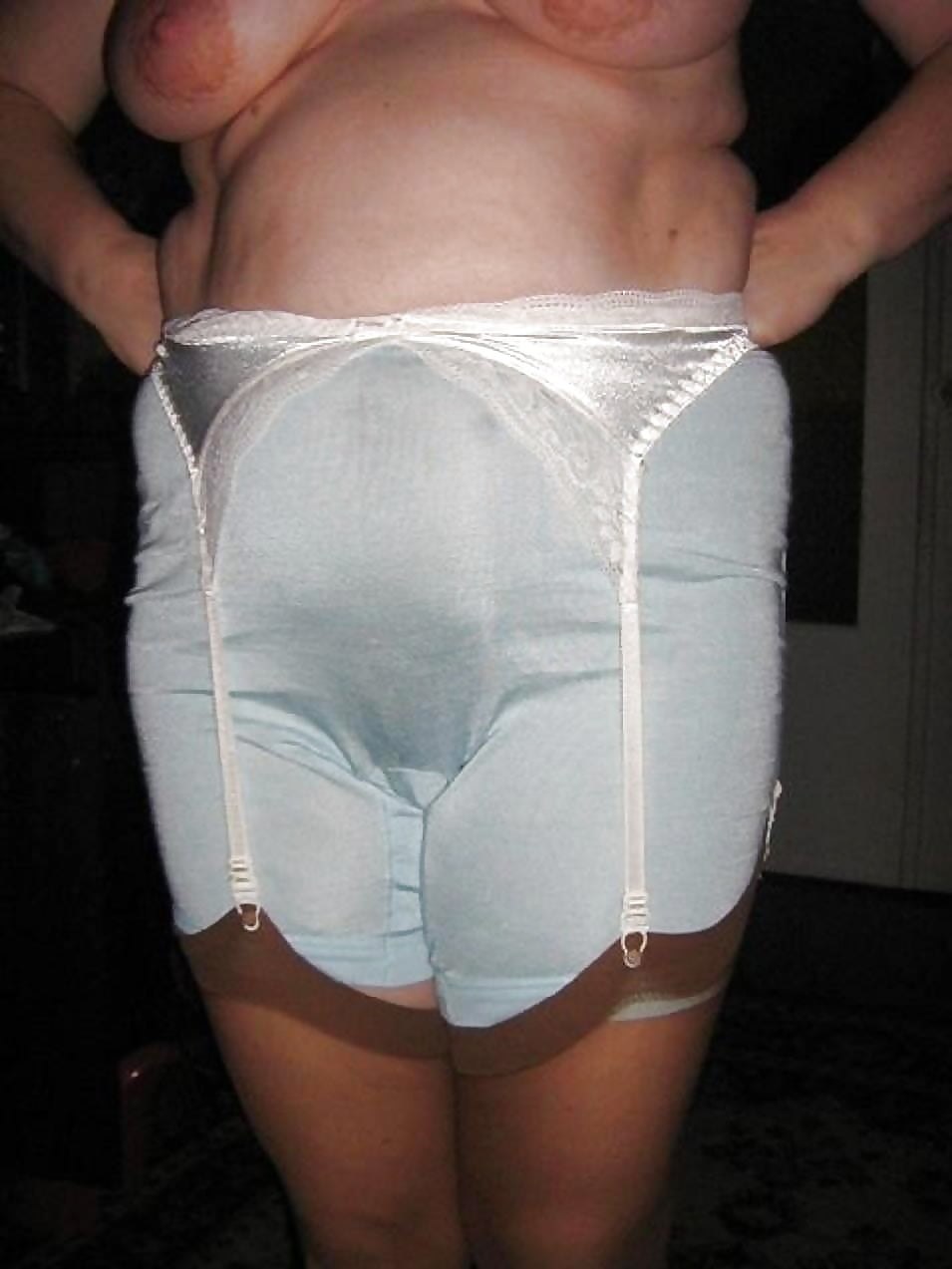 чулки и панталоны порно фото 119