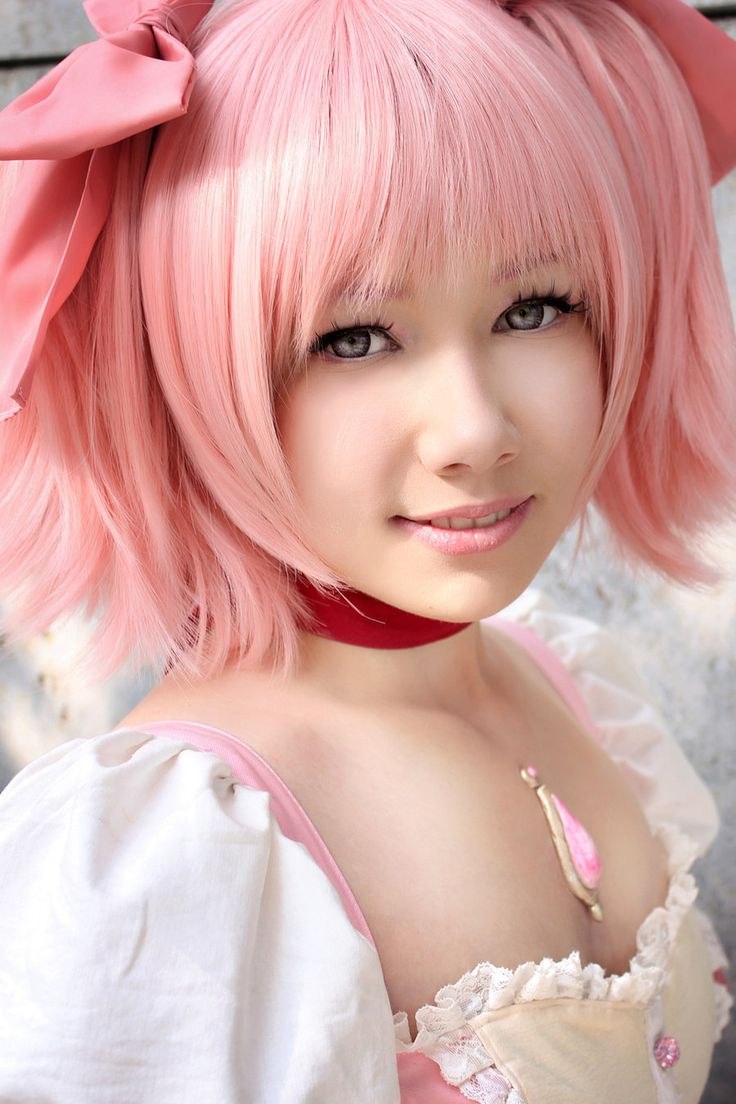 Angelina Skiing Angie Force