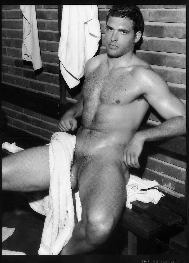 Naked rugby keys Dieux du Stade 2020