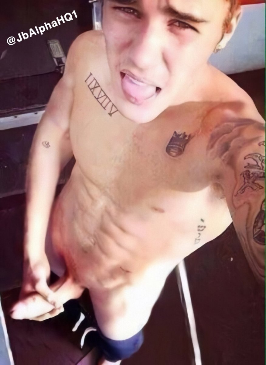 Justin Bieber naked on Bora Bora