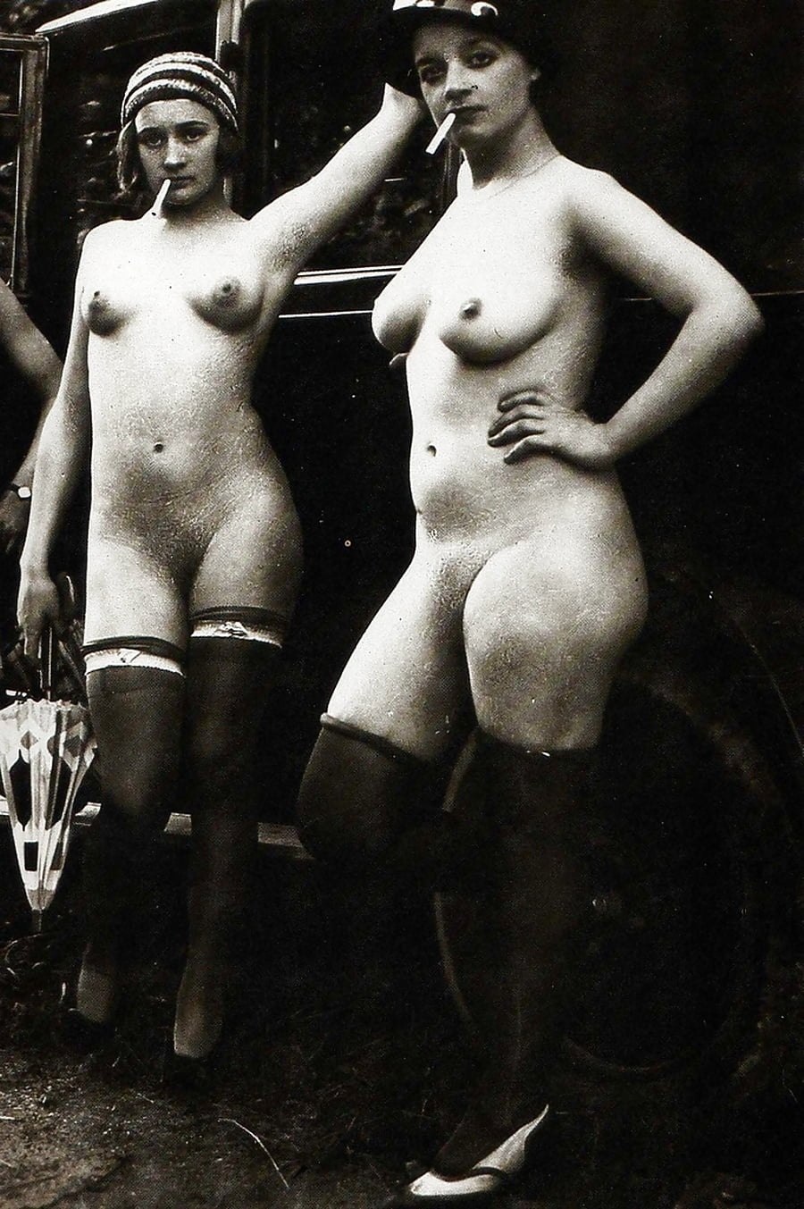 Vintage. Naked. Women
