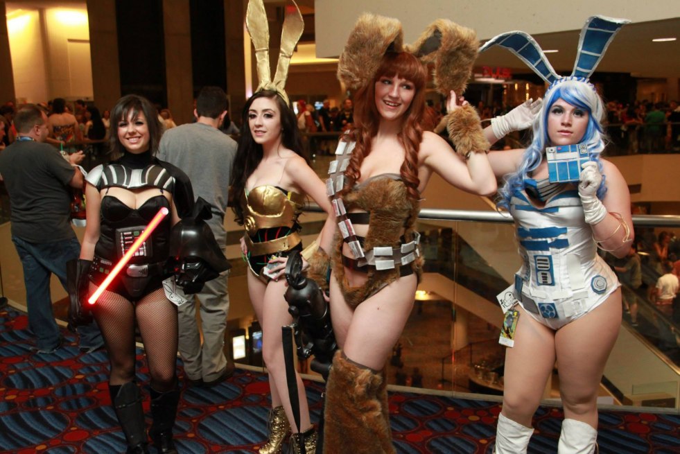 Cosplay 18 + at festivals