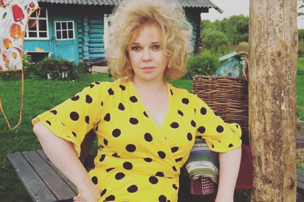 Alena Babenko breasts