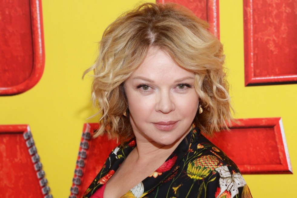 Daria Baranova House with lilies