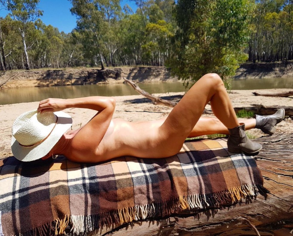 Madison Ivy pushed the legs