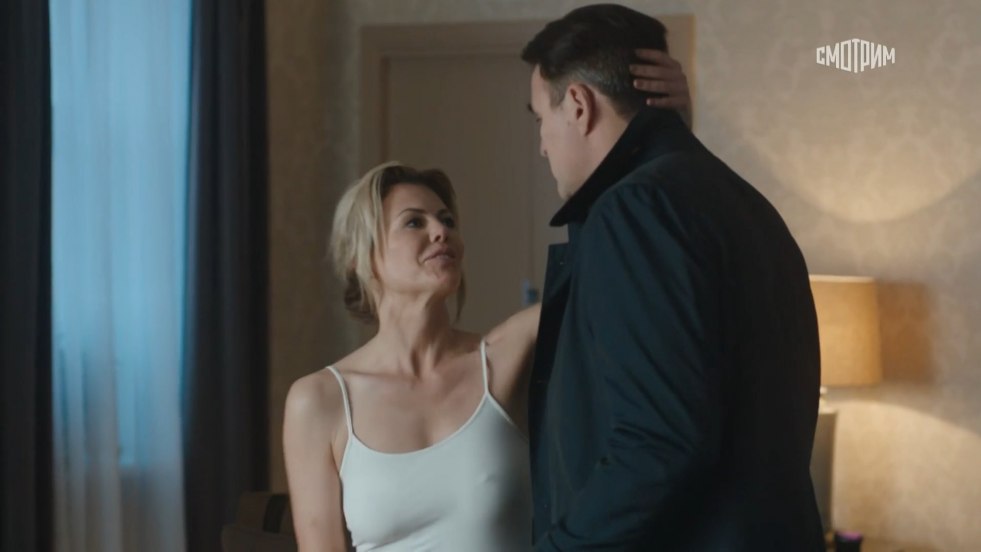 Eva Virval on the bed naked