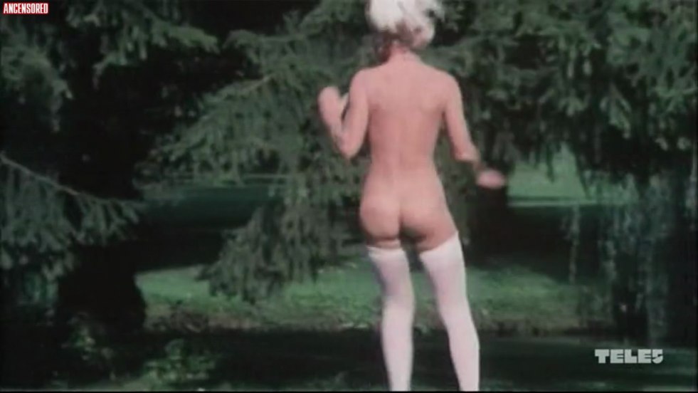 Linda Harrison pornofoto