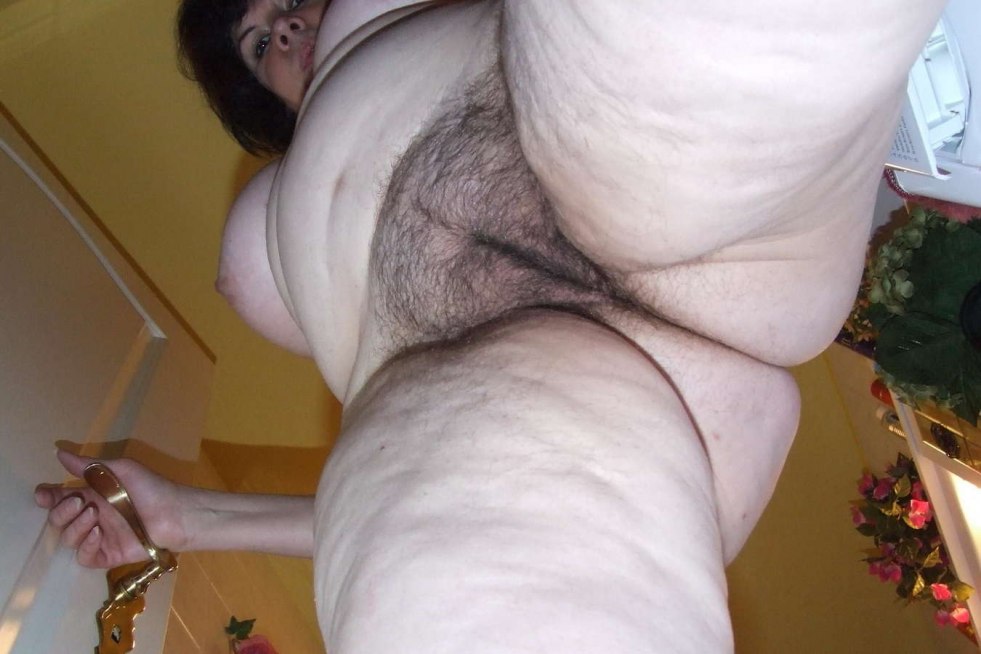 Tolstaya mature hairy Araks