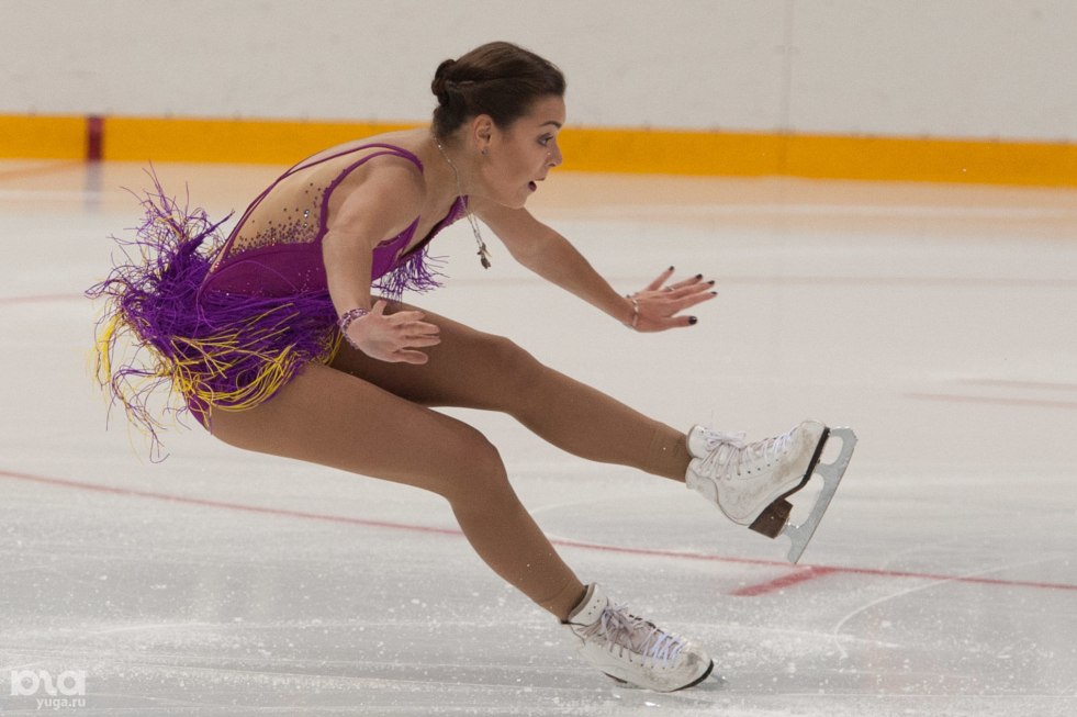 Elena Radionova (figure skating) thong