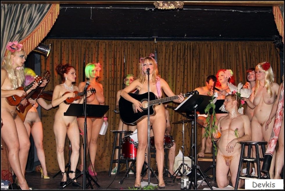 Fucking on the Rock Concert Scene