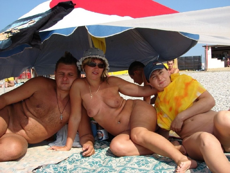 Czech swingers in nature