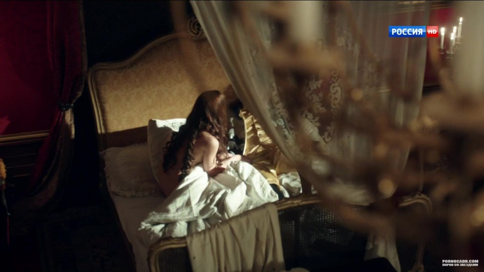 Catherine. Take off the series Naked