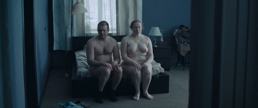 Julia AUR Intimate Places