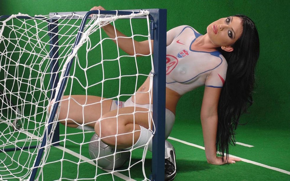 Naked football players Bodyarta