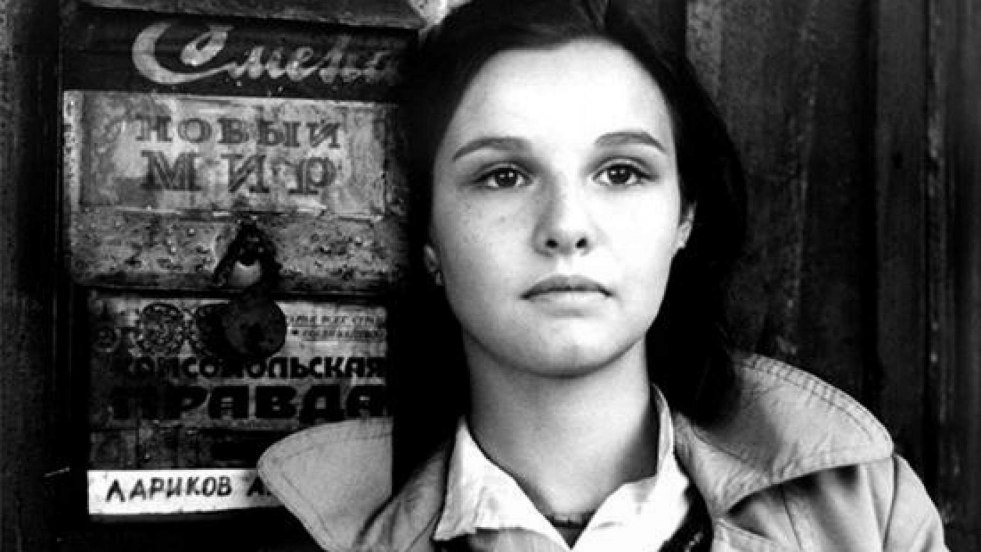 Alice Belaidi naked in movies